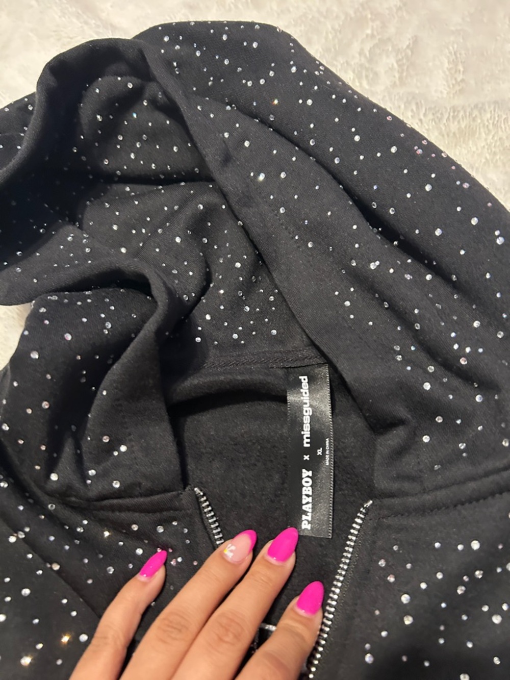 PLAYBOY Black Speckle Back-Logo Cropped Hoodie - Picture 5 of 7